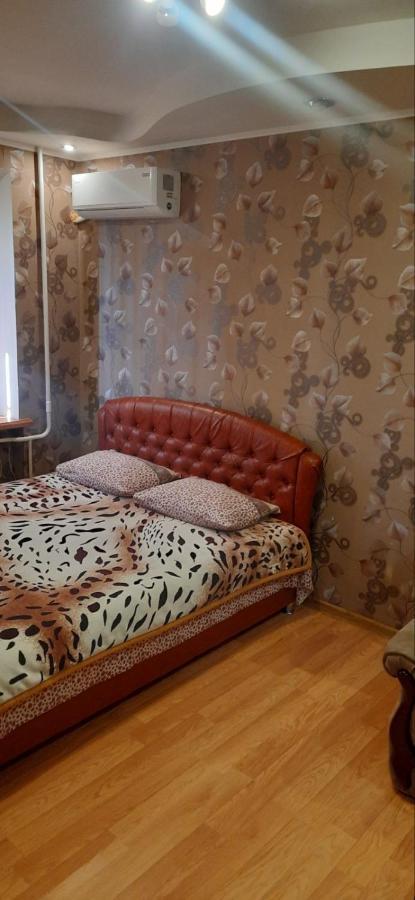 Аренда квартиры посуточно Черкассы Экстерьер фото